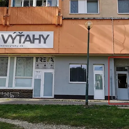Апартаменты Halova Братислава
